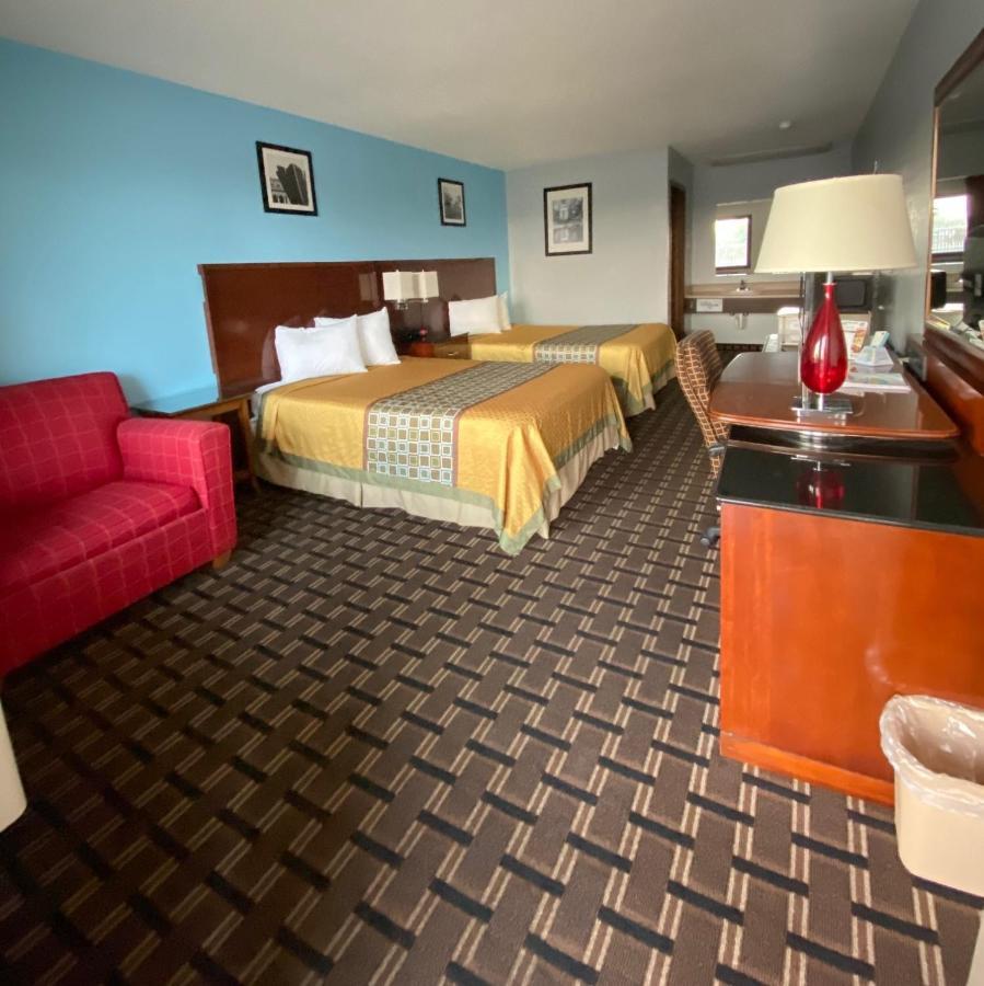 Lakes Inn Warsaw Dış mekan fotoğraf
