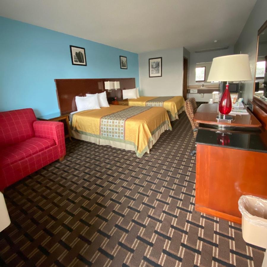 Lakes Inn Warsaw Dış mekan fotoğraf